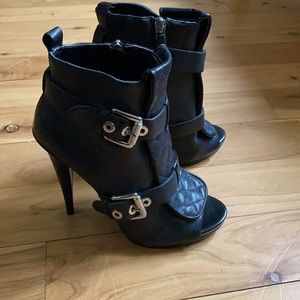 Nine West Bootie